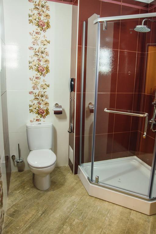 Promenade Park Hotel Schymkent Exterior foto